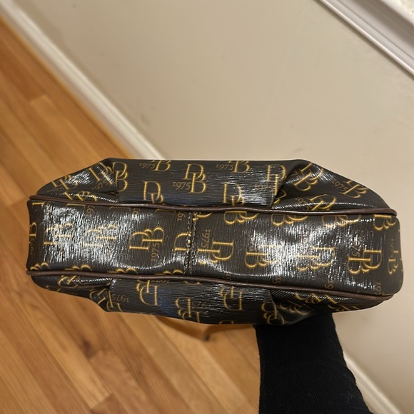 Dooney & Bourke Margot Signature 1975 DB Logo Shoulder Crossbody Bag - Picture 5 of 9